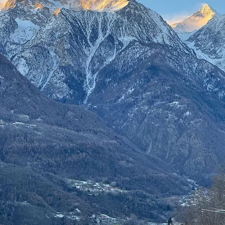 Belle Vue Des Alpes *