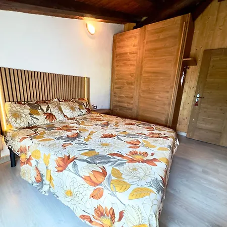 Belle Vue Des Alpes Nyaraló *