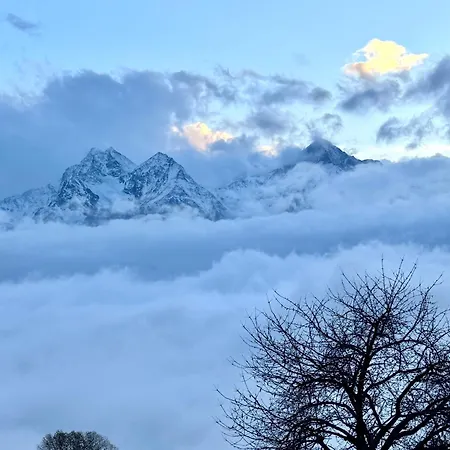 Belle Vue Des Alpes