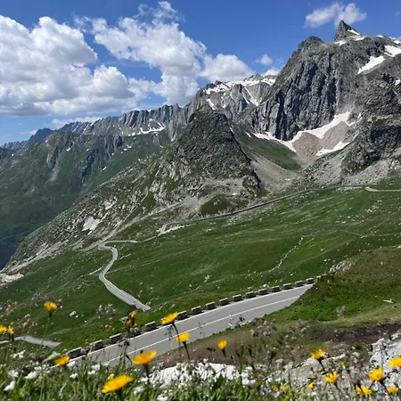 Belle Vue Des Alpes Nyaraló